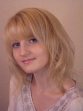 アンバー(amber) ブロンド　ミデイアム