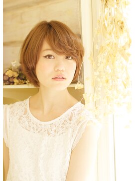 ヘアーケー(hair K) 【丸みが女性らしさを引き立たせるシルエット】マッシュショート
