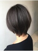 ショートボブ
