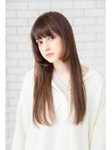 大人かわいいストレートロングスタイル/透明感/前髪/ツヤ髪