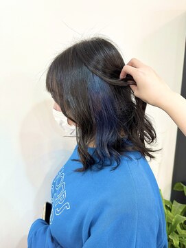 ルヴェルヘアー(Revel hair) インナーブルーカラー