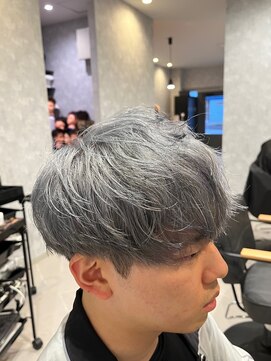 アビールブレ 新潟万代(ABEY LEVRAI) シルバーカラー