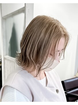 ゴウトゥデイ 横須賀店(GO TODAY) ミルクティーベージュ / 切りっぱなしボブ