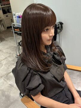 スミ(sumi) 顔周りレイヤー/レイヤーカット/20代30代40代◎岩田