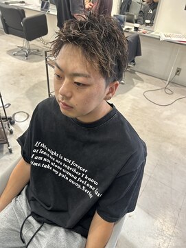 キング 高槻(K!ng) 縮毛矯正髪質改善ハイライトレイヤーカット高槻美容室エクステ