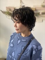 ショートさんのガーリィウェーブヘア