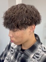 エルマーク 枚方(L-MARK)&nbsp;スパイラルパーマツイストパーマアップバング短髪メッシュ