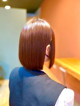 ワンド(ONE&)の写真/丁寧なカウンセリングを通して、髪質やダメージに合わせたお客様だけのトリートメントをカスタム致します◎