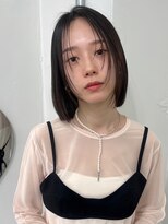 ハニーシブヤ(HONEY shibuya)&nbsp;フェイスレイヤー/ミニボブ/黒髪/センターパート/ニュアンスボブ