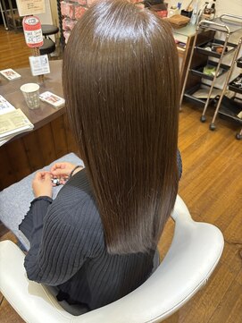 ナチュラルグレージュ