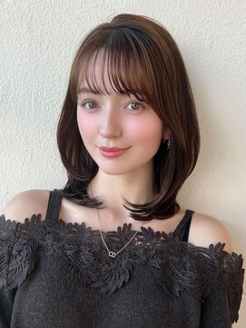 デラ バイ アフロート(DELA by afloat) 大人ボブ/ミディアムレイヤー/大人ガーリー/オリーブブラウン