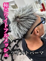 ルースト 心斎橋店(ROOST) MEN’S HAIR/サーフカール/刈り上げセンターパート/心斎橋