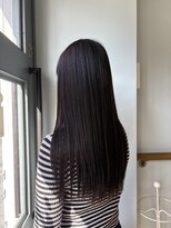 クンクンルーホーライシー(KUN KUN LU HO laishi)&nbsp;暗髪透明感カラー