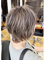 ベンティレオ(venti Leo) 白髪ぼかし☆ハイライト☆ショートウルフレイヤー