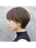 【イシザキ】女性らしさ際立つ丸みショート