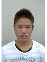 バニーヘアー(Vanny Hair)&nbsp;サイドを刈り上げて、2つの質感にした肉食系男子ボウズスタイル