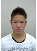 サイドを刈り上げて、2つの質感にした肉食系男子ボウズスタイル