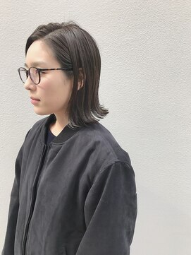 ソイ 下北沢(soi) ウェットでタイトなボブスタイル