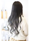 ロングなレイヤードネイビー