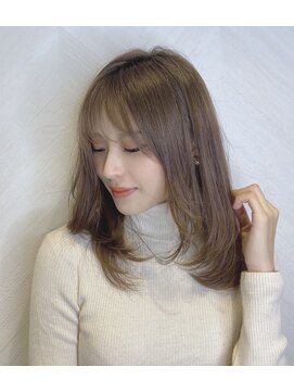 ロンド ストラーダ 心斎橋(Lond strada) 【津賀 涼】ショートグレージュカラーボブウルフココアベージュ