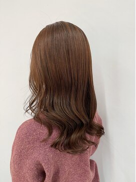 コワファースト 大分(COIFF1RST) 艶つや。ブラウンカラー