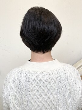 モリオ フロム ロンドン 成増店 【morio成増/一戸】黒髪丸みショート