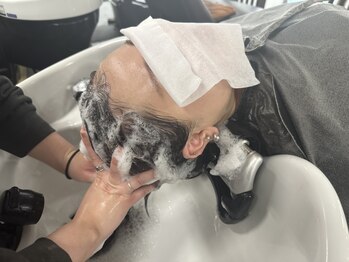 ミーツ 牧港店(mits)の写真/【ヘッドスパ+トリートメント　¥6710】頭皮環境が気になる方に。美髪へ導くトリートメント☆