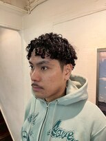 ビーバイエイトジェンツ(Bee by EIGHT GENTS)&nbsp;ブルーブラック/スペインカール/スパイキーショート/心斎橋