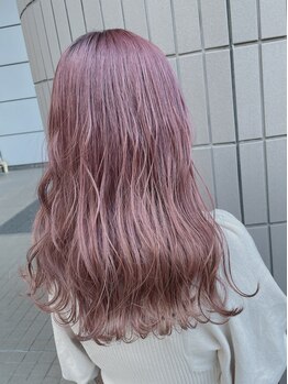 アトリエイチマルヨン(Atelier104)の写真/【玉造駅徒歩5分】透明感のある外国人風カラーで、あなたの魅力を最大限に引き出します。艶のある髪へ―。