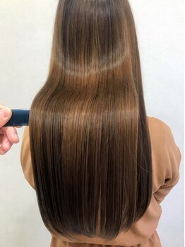 ウイバイファースト(u'i by first)の写真/【泉中央駅徒歩1分★】≪ダメージが気になる方必須◎≫髪質改善/美髪スパ/オージュアTRなどメニュー豊富♪