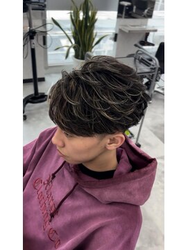 オム ブランシェ(HOMME BLANCHE’) 【Ryo】フェザーパーマハイライト