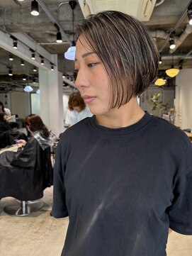 ダンボ(DUMBO) ハイライト/前下がりBob