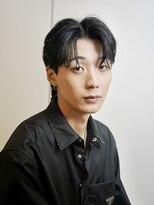 メリケンビューティーパーラー コウベ(MERICAN BEAUTY PARLOR KOBE) メンズセンターパート フェザーパーマ