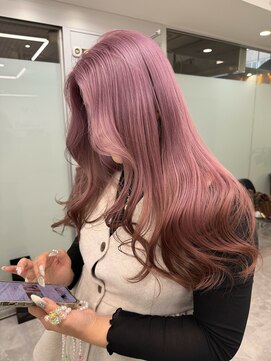 イーラ(era) RENYA☆ ラベンダーピンク エンドカラー 小顔 髪質改善 レイヤー