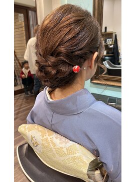 フラワー 六甲道(flower) 和装シニヨンアップ