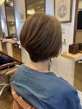 フィオーレ(FIORE)の写真/白髪も美しく輝く髪へ！千里山駅徒歩3分◎オーガニックカラーでダメージ最小限☆