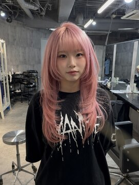 メゾン(Maison) 小顔ハッシュレイヤーカットホワイトピンク
