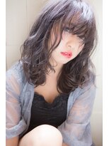 クシュ 所沢西口エミテラス前店(kusyu...) ハッシュカットグレージュデザインカラーツートンカラーブリーチ
