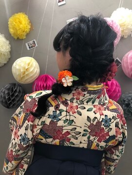 ネオリーブ シュシュ 神保町店(Neolive susu) 袴に似合うヘアアレンジ