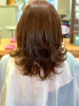 ミオ パーチェ ヘア(mio pace hair) セミロングレイヤー