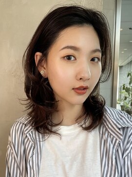 ビュートリアム 南青山(BEAUTRIUM) すっきりオールバック ハイレイヤー 暖色カラー 20代30代40代