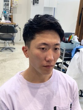レジット メンズ ヘアサロン(LEGIT MEN's HAIR SALON) アップバング