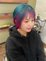 ガルボ ヘアー(garbo hair)&nbsp;ショートボブ　インナーカラー　ターコイズ　ピンク　にしむら
