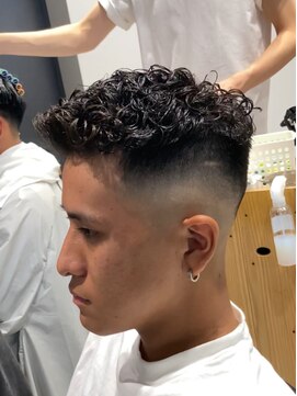 グルーマーズトウキョウ 渋谷店(GROOMER/S TOKYO) ショートハーパー!スペインカール発祥店