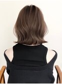 ハイライト白髪ぼかしダブルカラーインナーカラーショートボブ