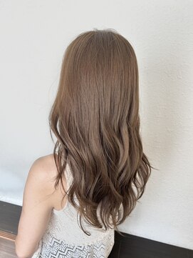 ネウィベルシア 名駅(newi belsia) ミルクティーベージュ　ブリーチなしカラー　髪質改善　レイヤー