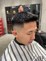 エフエム 明大前(FM)&nbsp;バーバー　ツーブロック/刈り上げ/ツイスパ/ビジネス/かきあげ