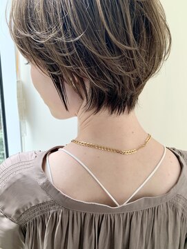 ロンドグロワール 大宮(Lond Gloire) グランマッシュ/オリーブグレー/ショート/ヘイリーボブ/前髪