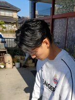 アトリエメロウ(atelier MELLOW)&nbsp;フェザーパーマ、フェザーショート、センターパート