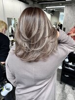 レディアル 大宮(REDEAL)&nbsp;ハイライト/バレイヤージュ/白髪ぼかし